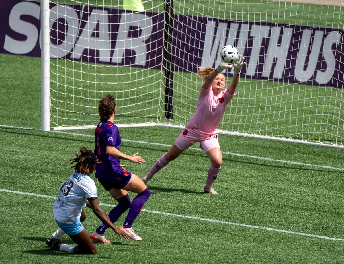 Jackie Burns making a save against AFC Toronto